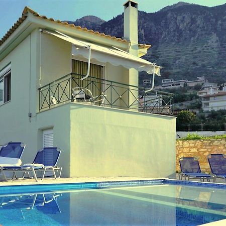 Semiramis Suites With Pool Kalamata Exterior photo