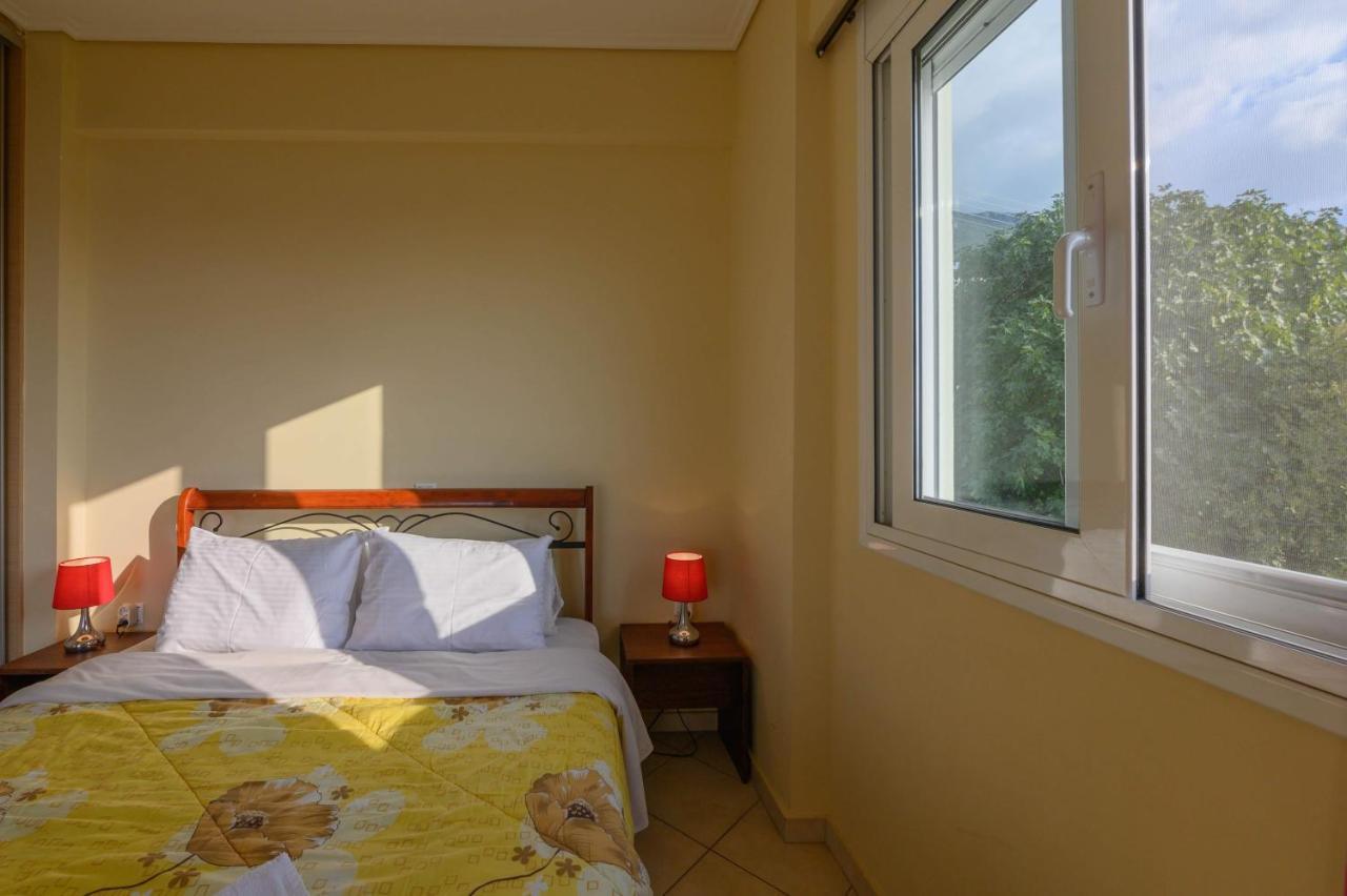 Semiramis Suites With Pool Kalamata Exterior photo